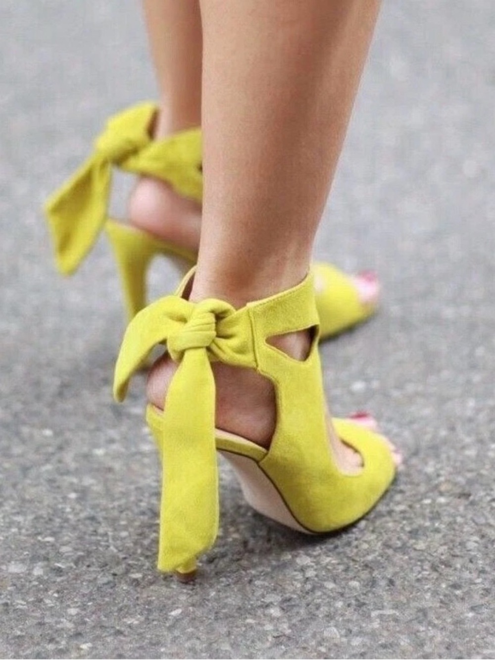 New with Tags Zara Woman Suede Yellow Bow Heel Sandals Size 41